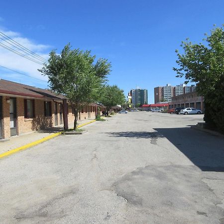 The Capri Motel Γουίνιπεγκ Εξωτερικό φωτογραφία