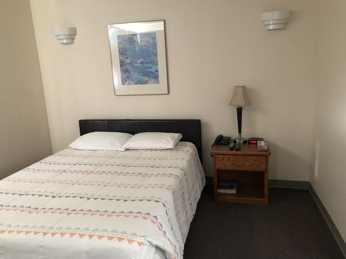 The Capri Motel Γουίνιπεγκ Εξωτερικό φωτογραφία