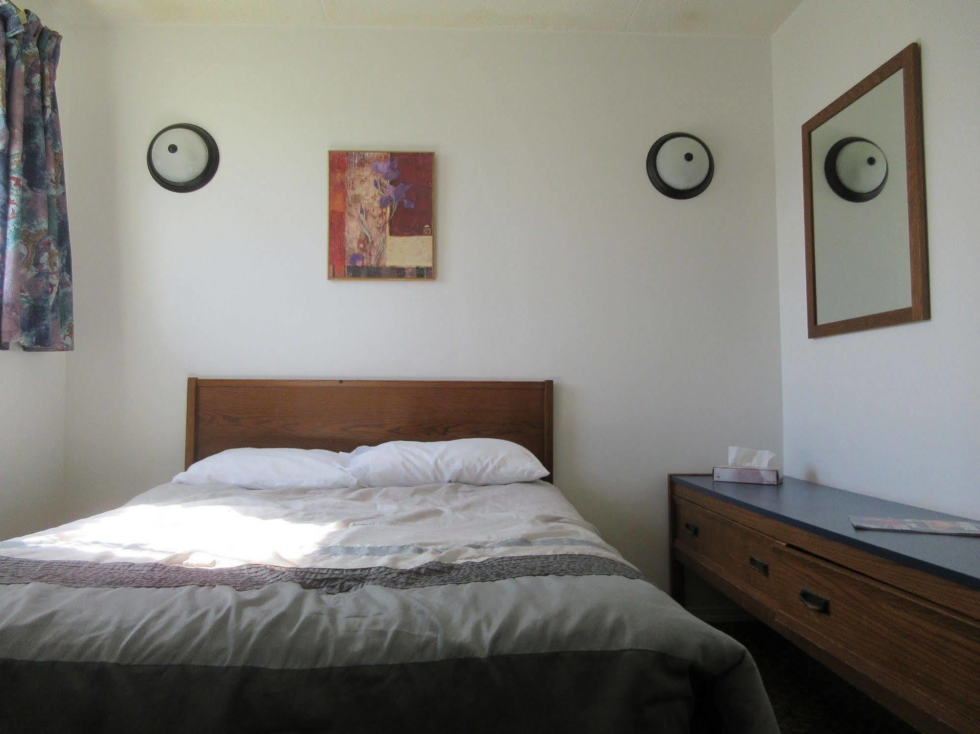 The Capri Motel Γουίνιπεγκ Εξωτερικό φωτογραφία