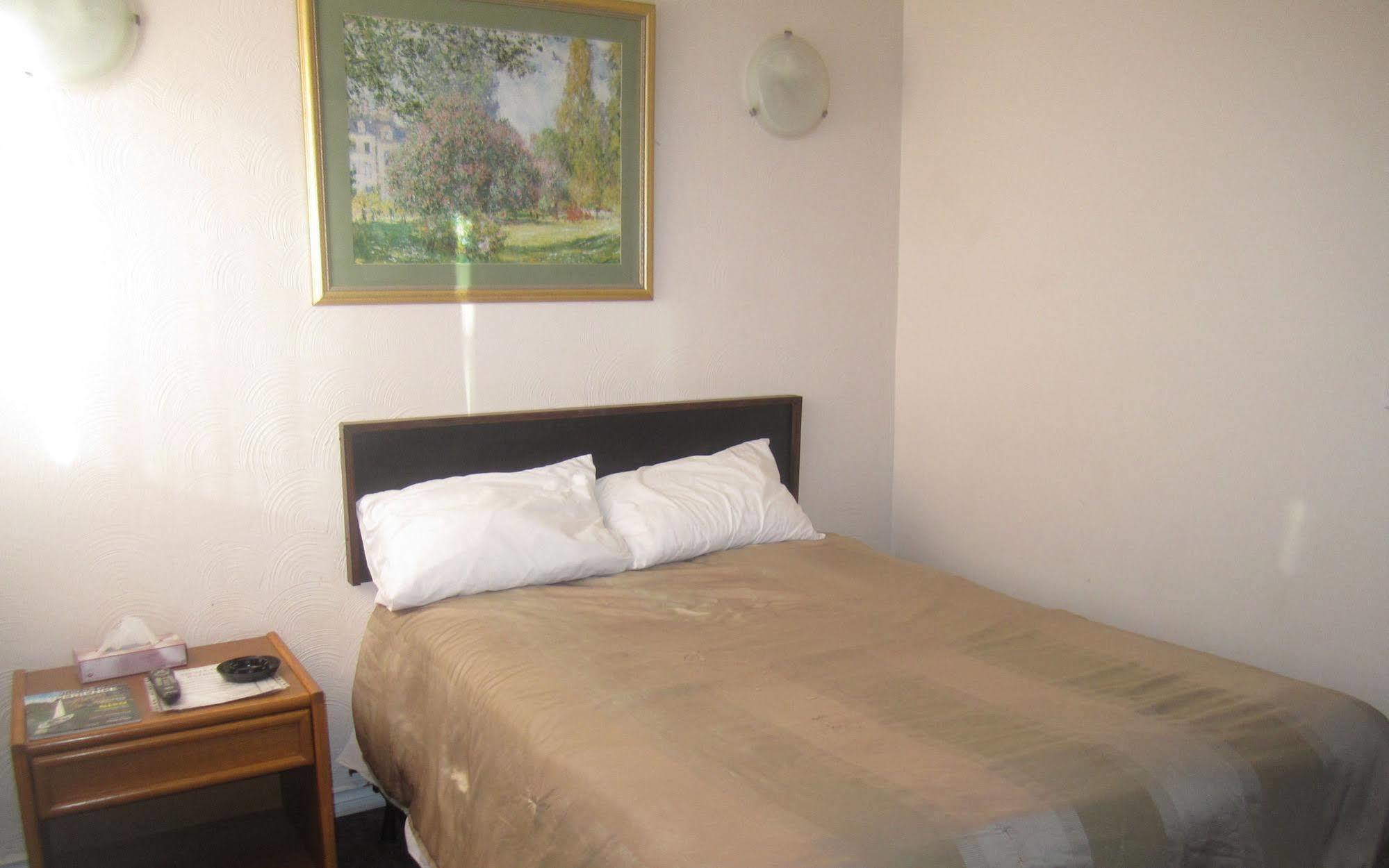 The Capri Motel Γουίνιπεγκ Εξωτερικό φωτογραφία