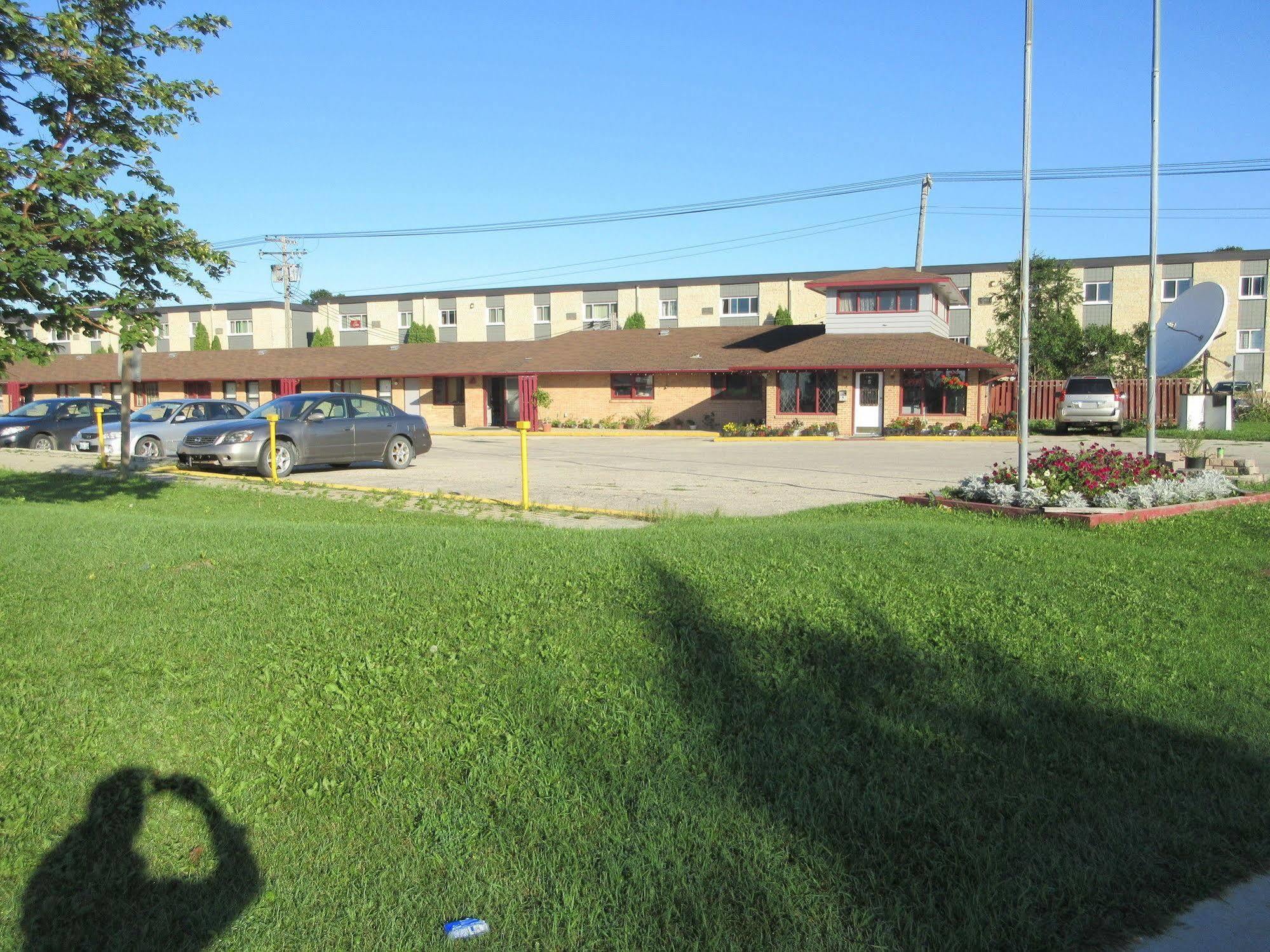 The Capri Motel Γουίνιπεγκ Εξωτερικό φωτογραφία